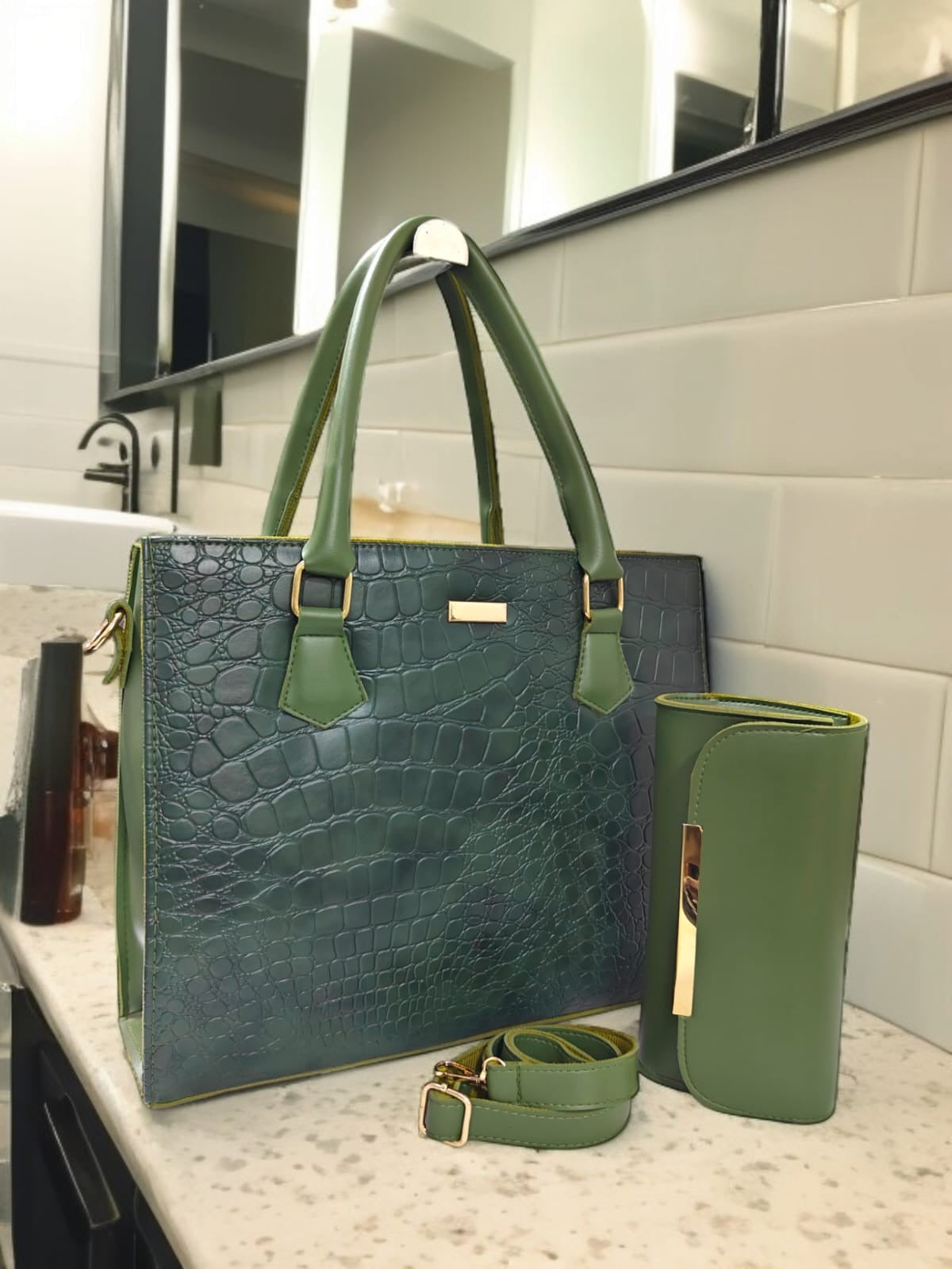 Premium Black Crocodile-Texture Handbag Set (2-in-1)